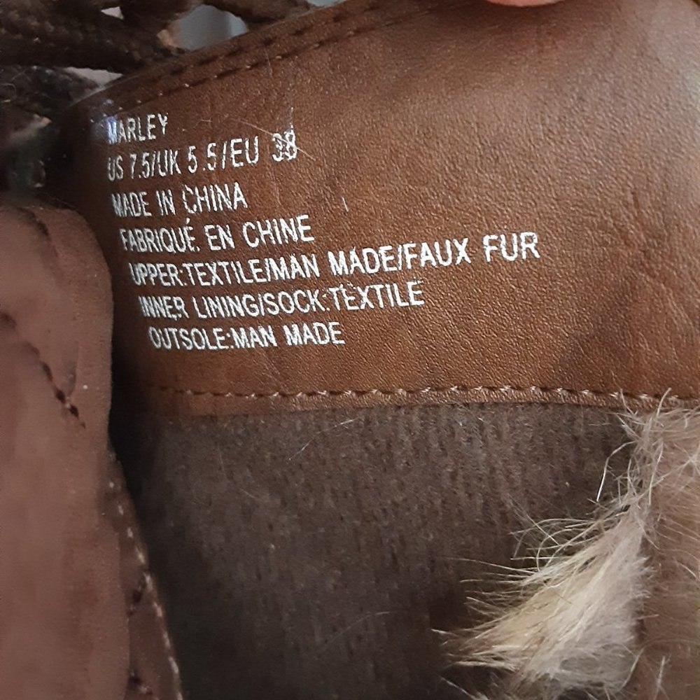 Snow boots - Picture 2 of 5